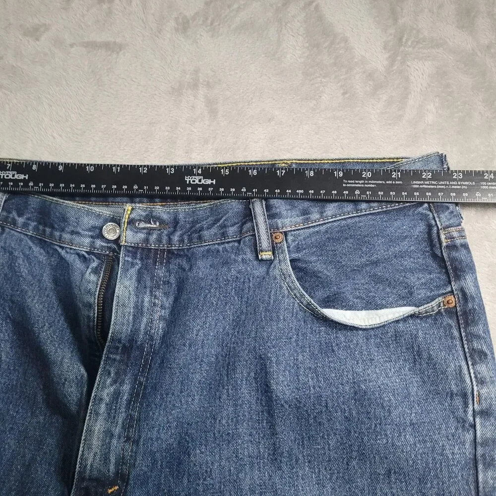 Levi's 550 Jeans Mens 46x32 Blue Med Wash Relaxed Tapered Zip Fly Denim Cotton